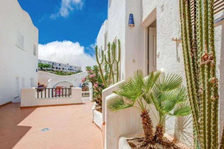 Apartment With Terrace And Parking La Isleta del Moro Buitenkant foto